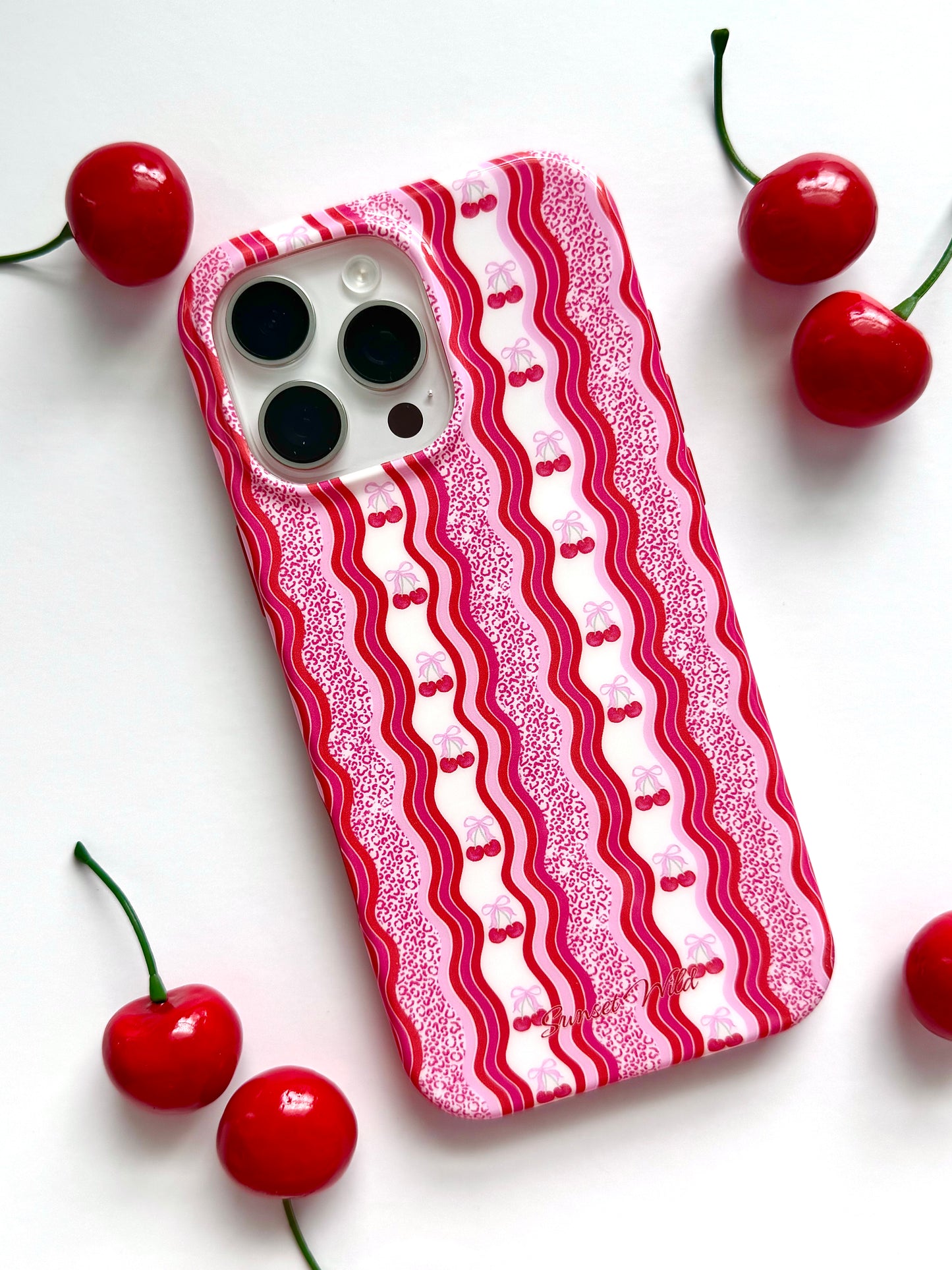 Cheetah Cherries MagSafe Case
