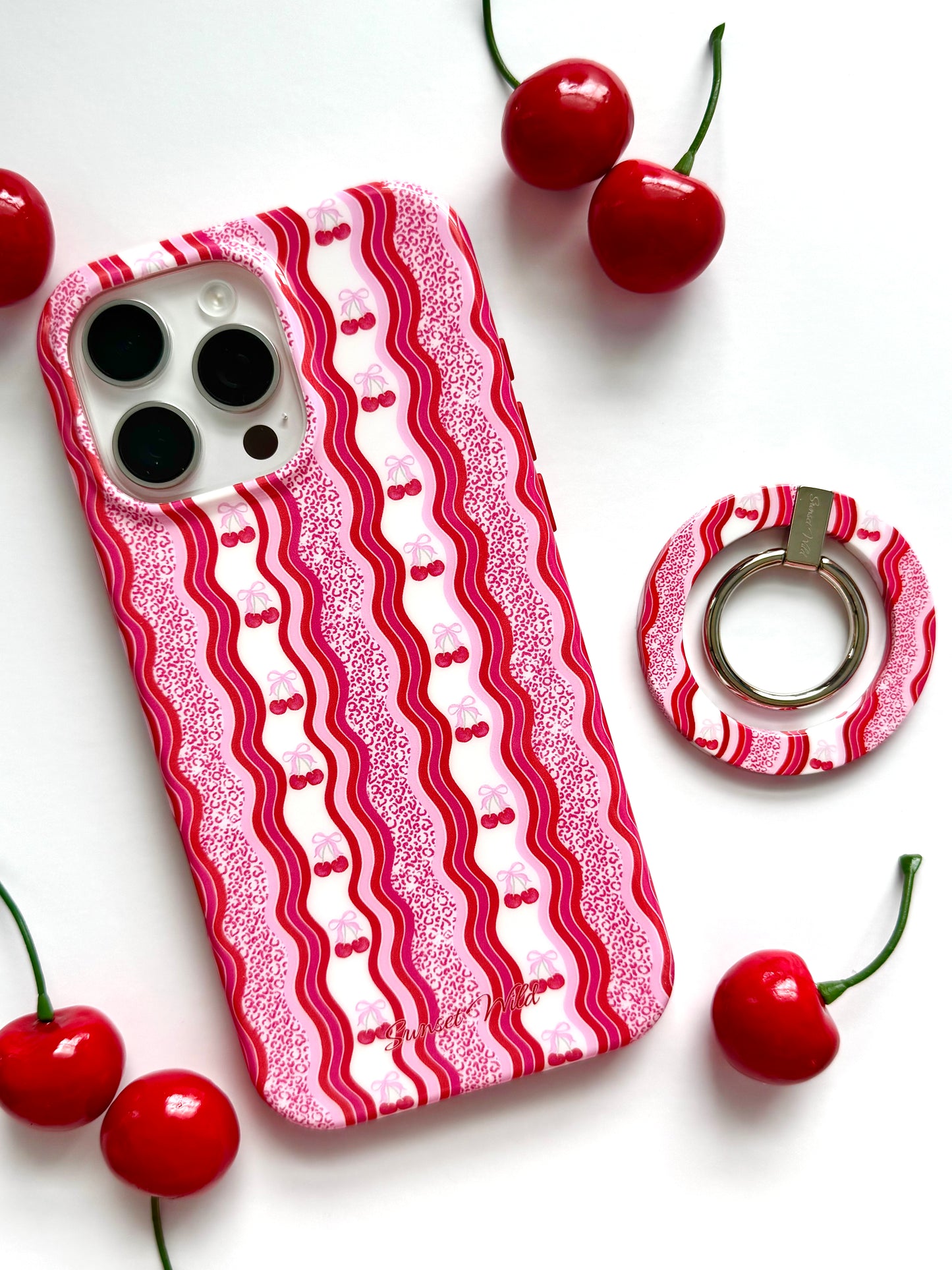 Cheetah Cherries MagSafe Case