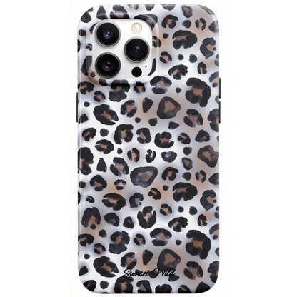 Smokey Safari MagSafe Phone Case