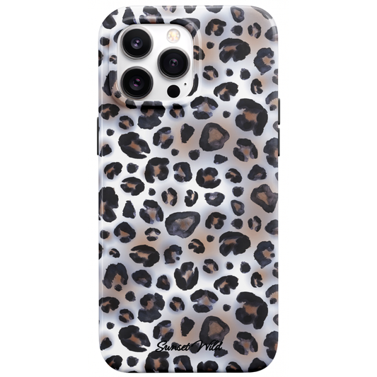 Smokey Safari MagSafe Phone Case